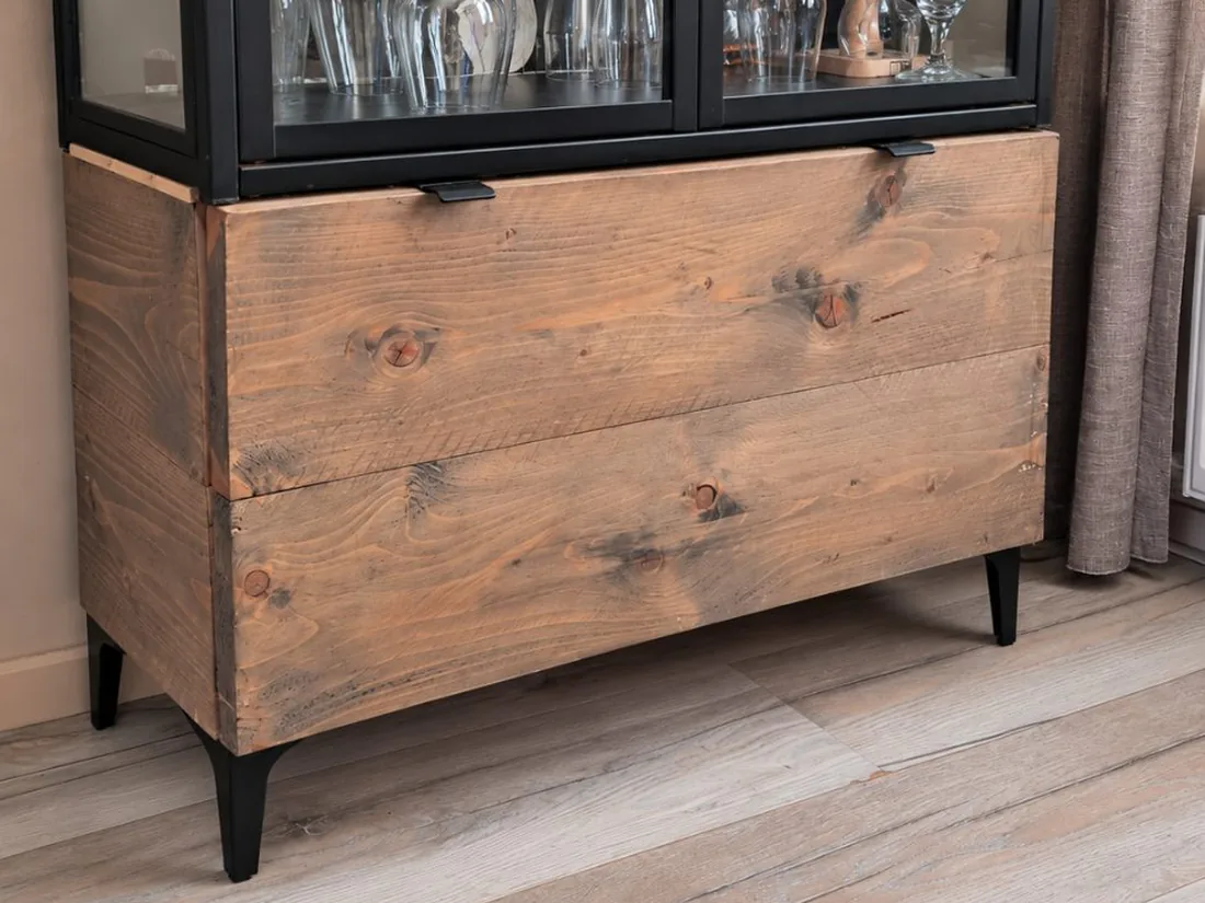 Maatwerk kasten en dressoirs door HOUT & HUIS